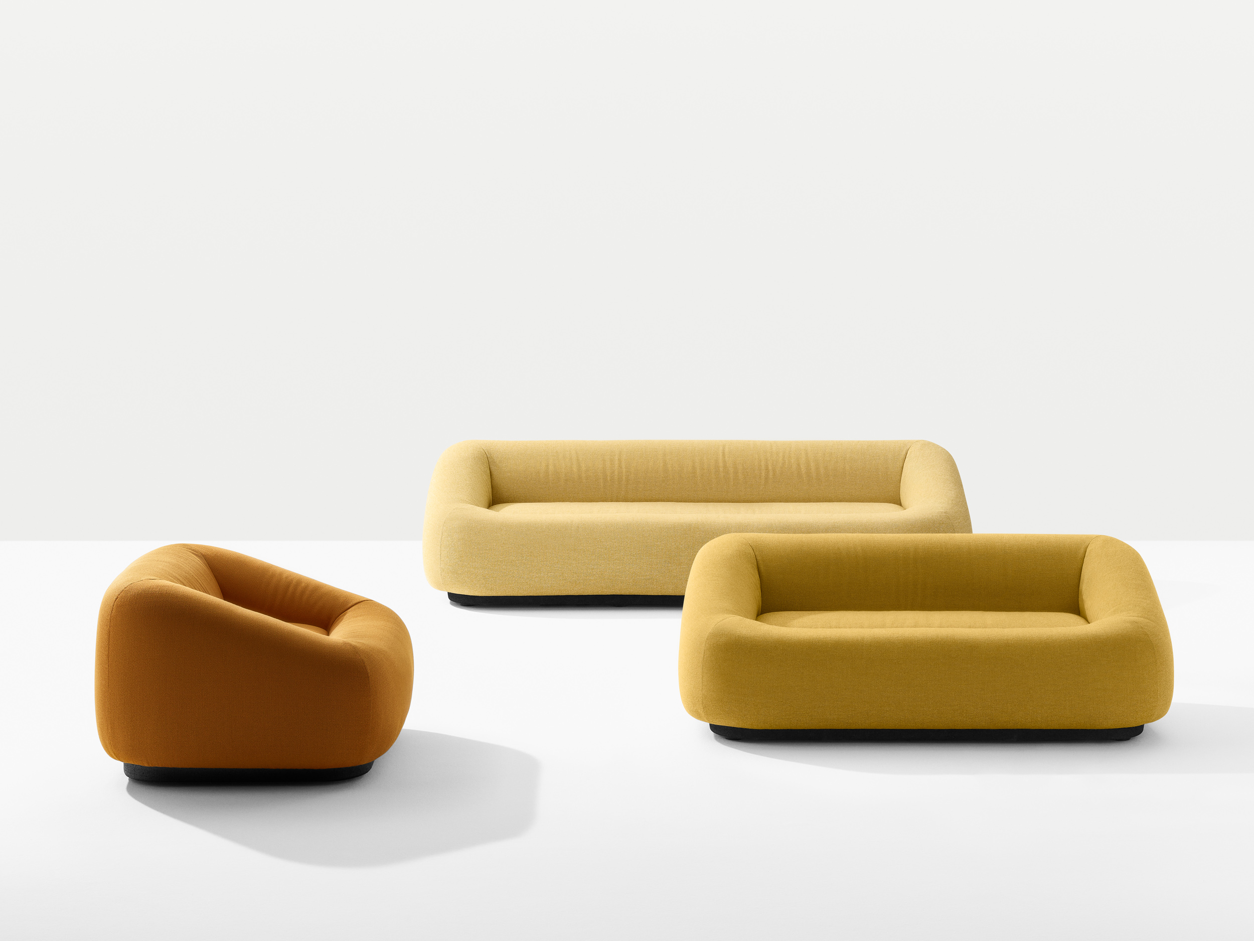Aom by Arper: designed by Jean-Marie Massaud, the sofa system avoids polyurethane foam and relies on a new, separable material architecture. Photo: Slowphoto / Arper