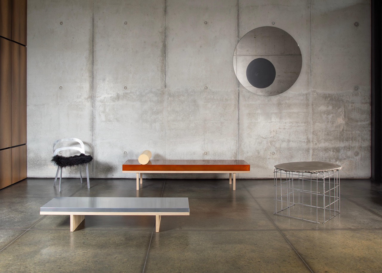Cut Chair, X Table, X Bench, X Mirror und S Table. Photos: pulpo