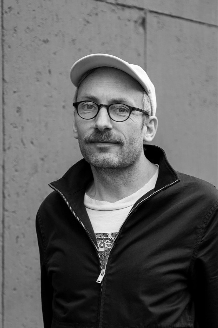 S Table Designer: Samuel Treindl